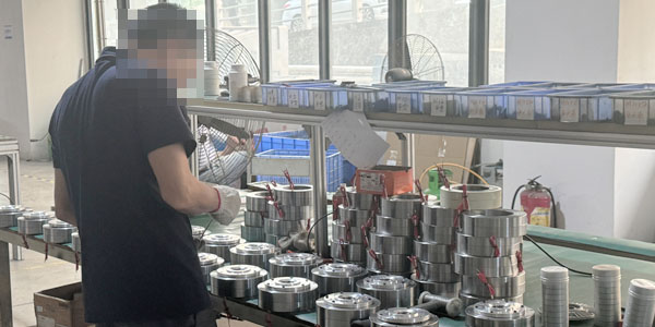 斷電剎車器可以用模切機有何不解嗎 斷電剎車器可以用模切機有何不解嗎