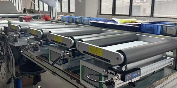 切紙機跑偏怎么辦?糾偏機來幫忙 切紙機跑偏怎么辦?糾偏機來幫忙