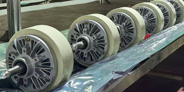 磁粉離合器選型:自動(dòng)織布機(jī)適配多少扭矩最佳? 磁粉離合器選型:自動(dòng)織布機(jī)適配多少扭矩最佳?