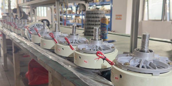 為什么選擇臺靈磁粉剎車器廠家更劃算? 為什么選擇臺靈磁粉剎車器廠家更劃算?